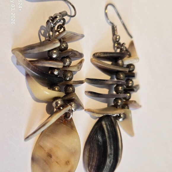 Vintage Shark's Tooth Mother of Pearl Silver Dangle Earrings - Picture 2 of 4